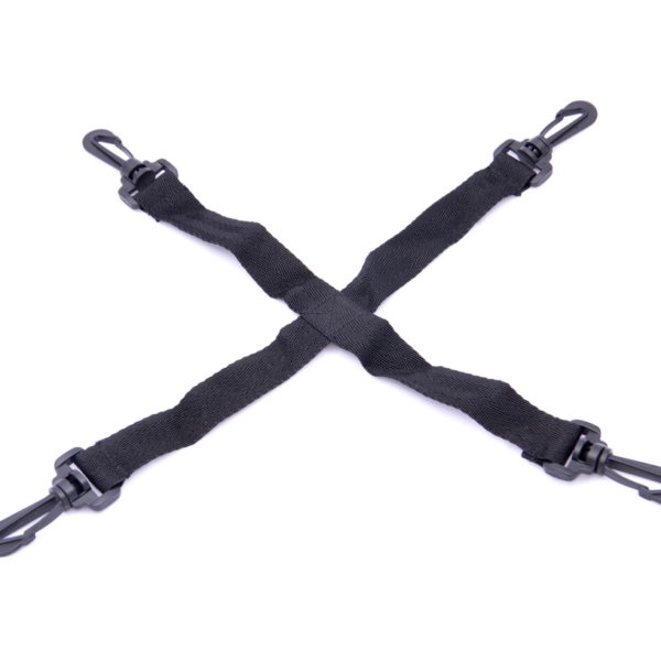 Fekete X alakú összekötő, 4 karabínerrel