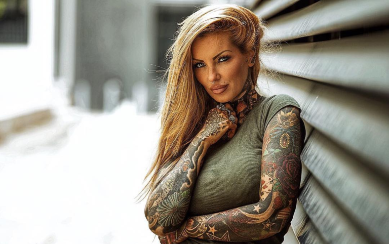 Napi alternatív modell: Nicilisches - Chicks Paradise